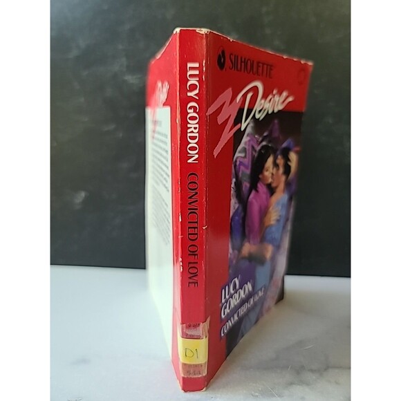 Convicted Of Love By Lucy Gordon Paperback - Picture 10 of 10